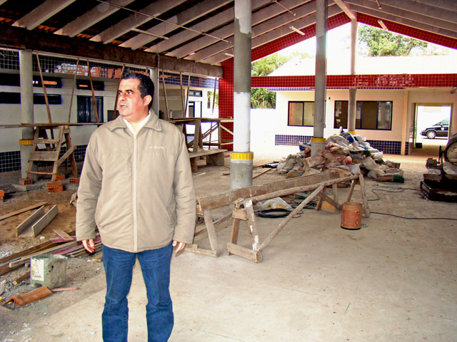 Vereador Figueiró preocupado com transporte escolar para a supercreche