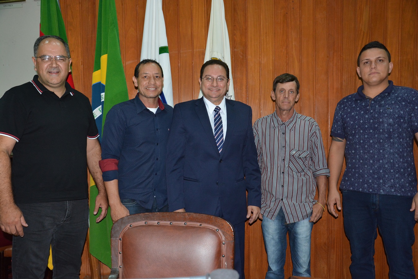 Carlos Alberto é eleito novo presidente da Câmara de Vereadores.
