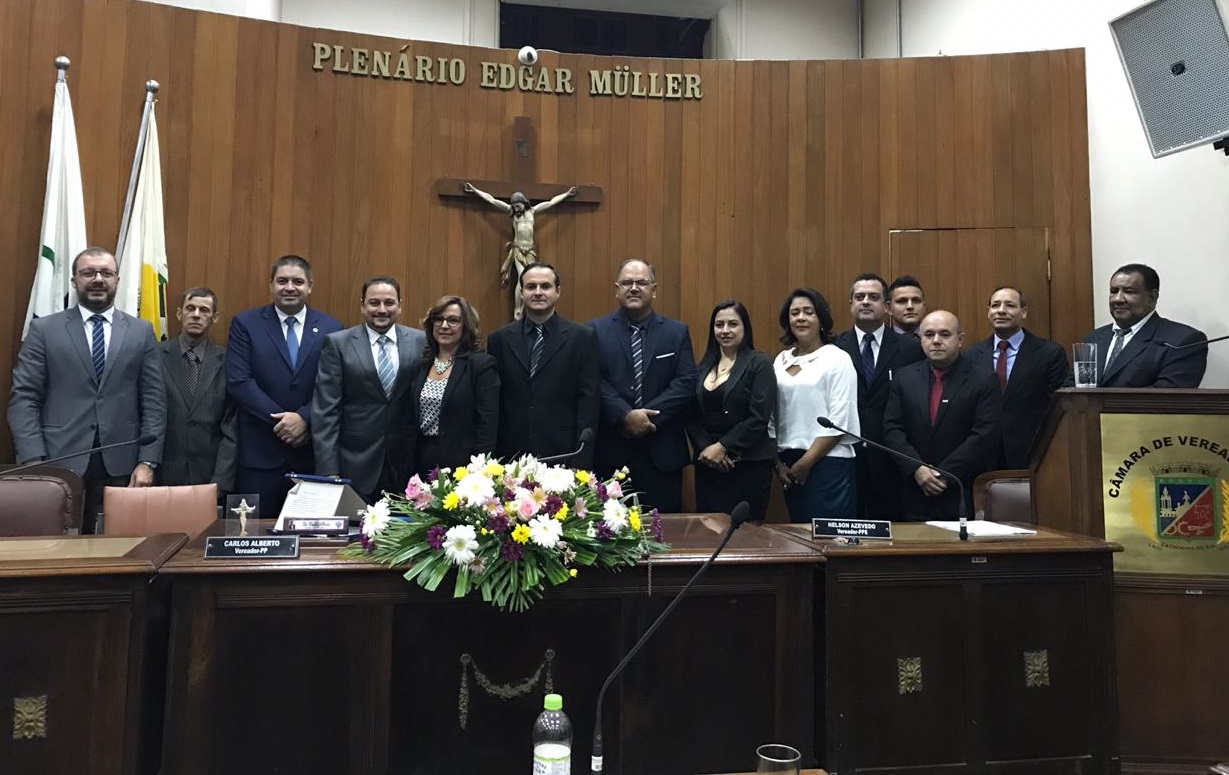 Sessão solene marca os 90 anos da agência Banrisul Cachoeira