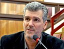 Projetos abordam descarte de isopor e declaração negativa de débito nas faturas.
