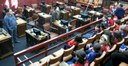 Alunos do Colégio São Pedro visitam o Legislativo