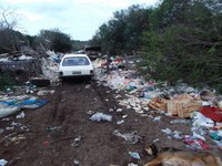 Bairro Universitário: Zimmer pede retirada de lixão clandestino