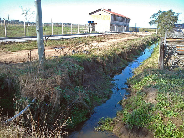 Câmara apoia canalização da Vila Piquiri com recursos do fundo compartilhado