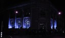 Câmara de Vereadores está iluminada de azul