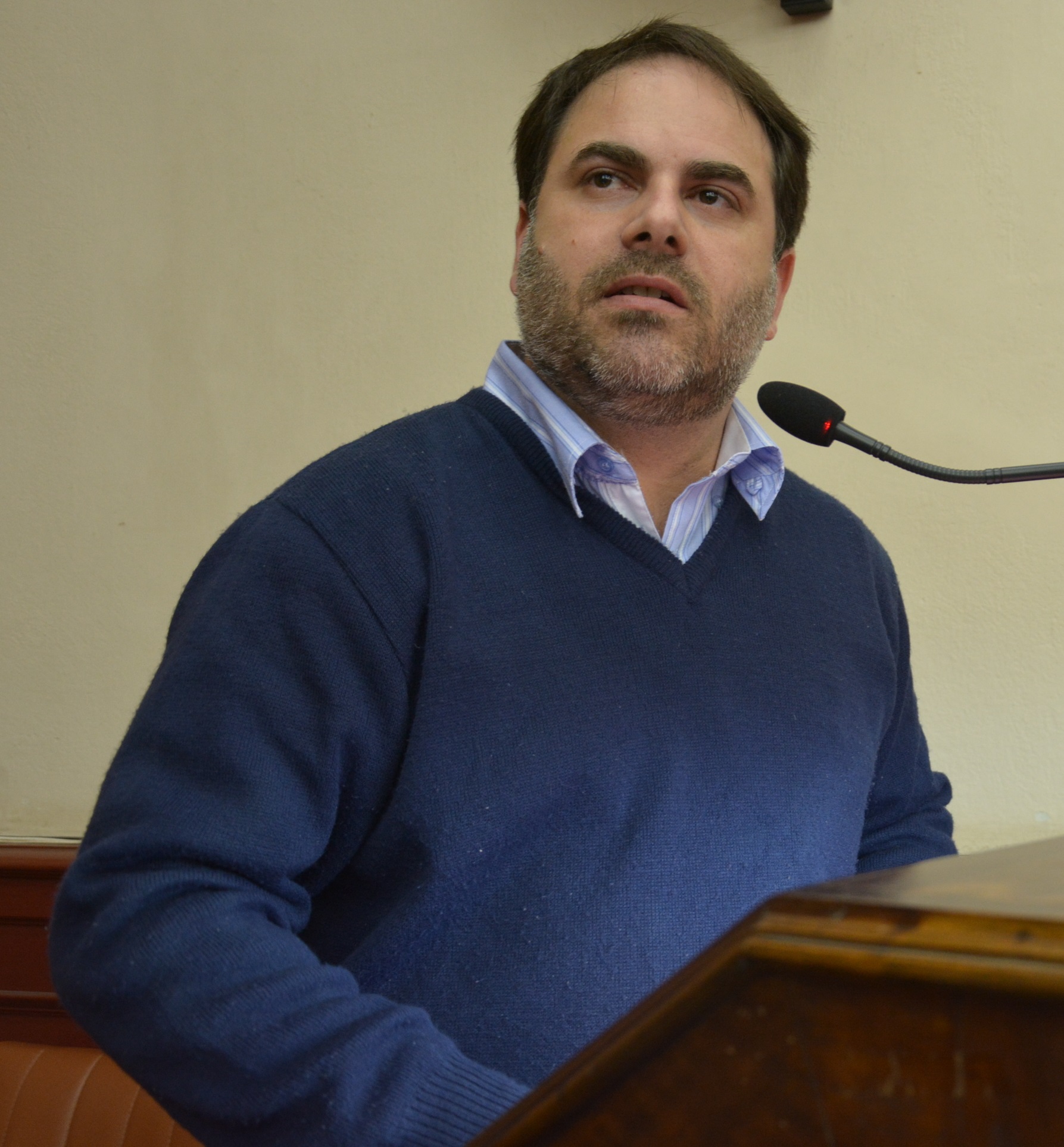 Após recusa de parceria com a Ulbra, Paixão quer saber como a Prefeitura vai ampliar atendimentos odontológicos.