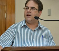 Indicação de Paixão ao Governo do Estado para implantação de lousa laminada nas escolas estaduais já está sob análise na Secretaria de Educação.
