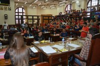 Público lota Plenário na primeira sessão do Câmara Estudantil.