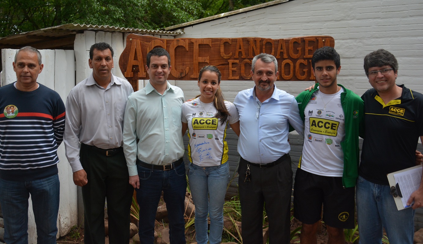 Vereadores participam de solenidade na ACCE.
