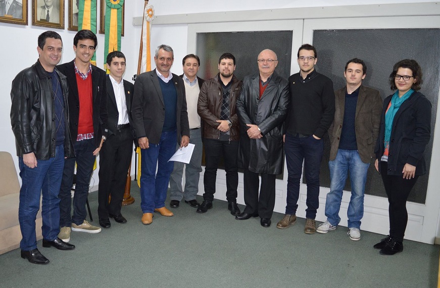 Figueiró apoia projeto social da Ordem Demolay