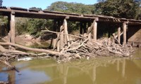 Zimmer alerta para perigo em ponte sobre o Rio Botucaraí
